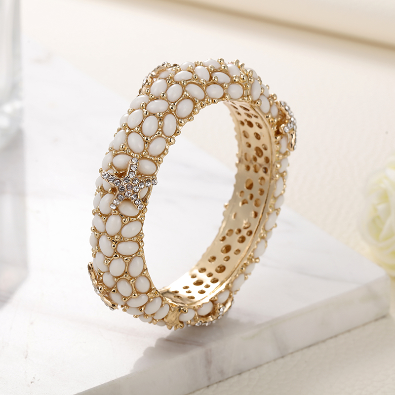 Sally's Paradise Christmas gif - Paradise Jewelry & Watches Llc Miami incelemesi ve fiyatı