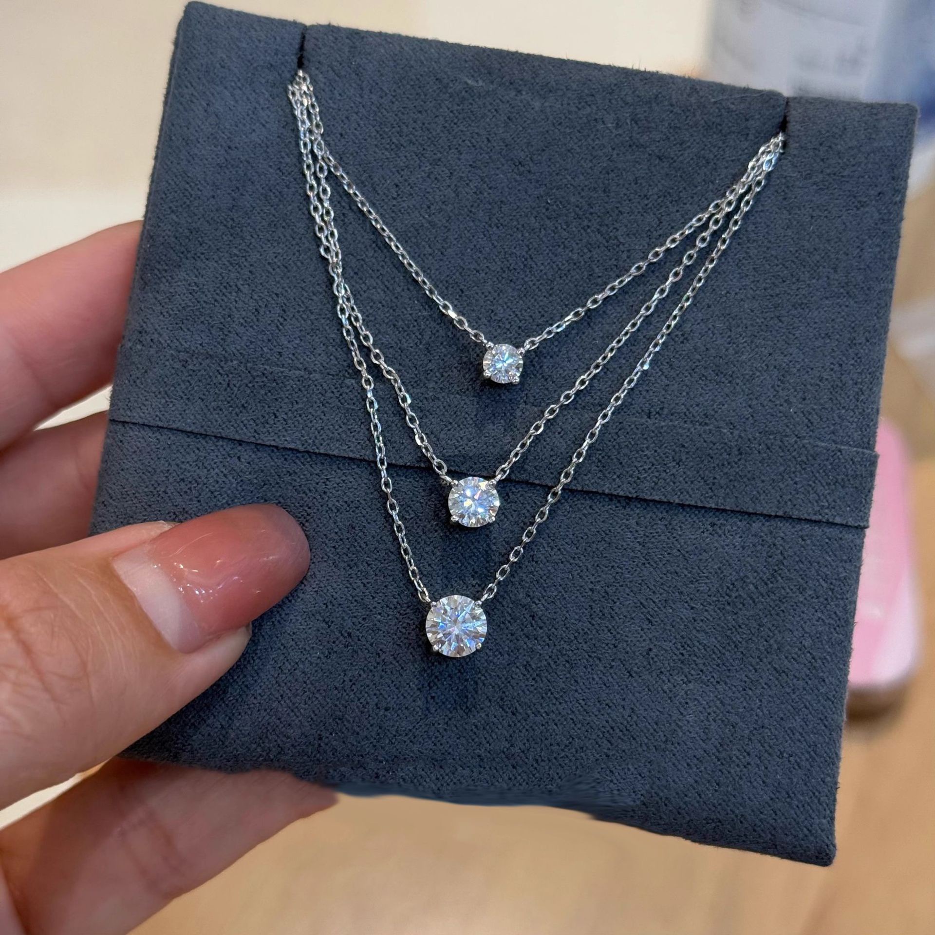 Mini 5mm/4mm D Moissanite 925  - Crystal Choker Necklace incelemesi ve fiyatı
